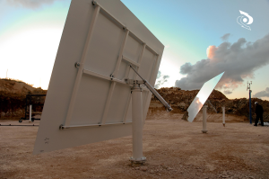 tarcking system with electric lienar actuator